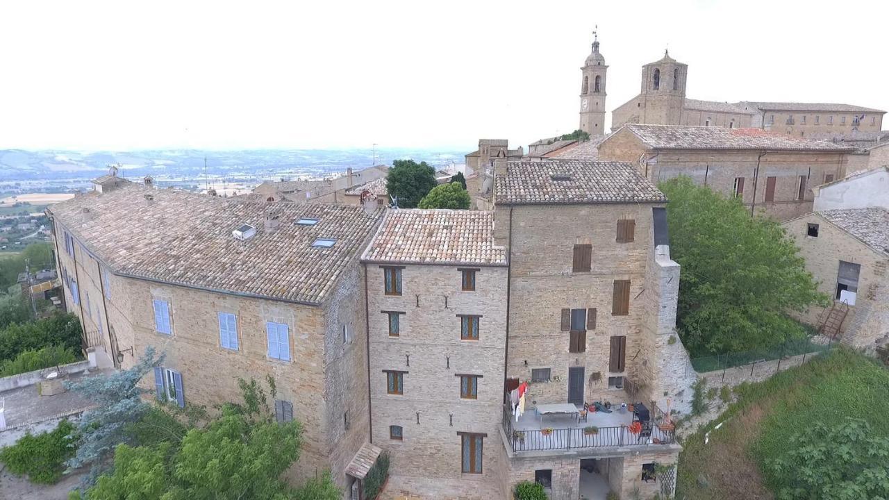 Il Castello Affittacamere Montecosaro  Екстер'єр фото